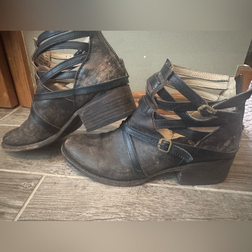 Freebird Black Ankle Boots with Lace-Up Design